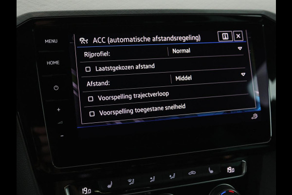 Volkswagen Passat 1.4 TSI PHEV GTE | Panoramadak | Stoelverwarming | Trekhaak | Side Assist | Camera | Carplay | Adaptive cruise | Park Assist | Matrix LED | Massage