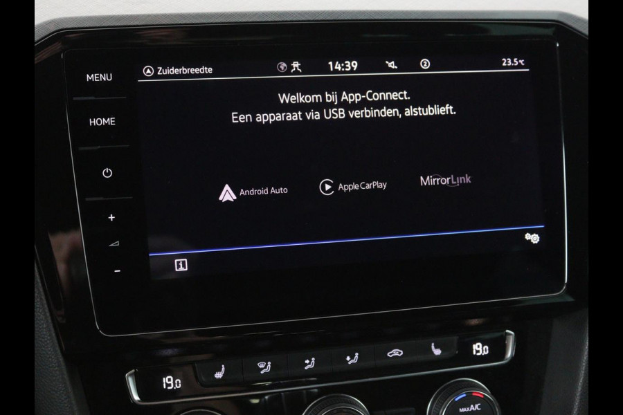Volkswagen Passat 1.4 TSI PHEV GTE | Panoramadak | Stoelverwarming | Trekhaak | Side Assist | Camera | Carplay | Adaptive cruise | Park Assist | Matrix LED | Massage
