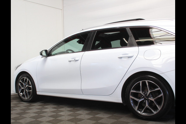 Kia Ceed Sportswagon 1.4 T-GDi GT-Line CAMERA | ELECSCHDAK | CRUISE | LED | NAVI | CARPLAY | TREKHAAK | STOEL-STUURVERW