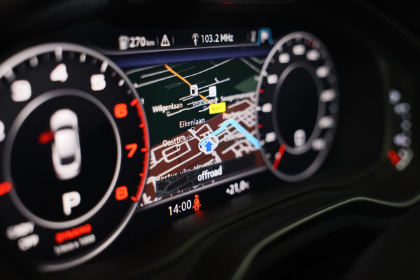 Audi A5 Sportback 40 TFSI S Line / AUT / Elek Stoelen / Virtual Cockpit / APPLE CARPLAY / Stuurverwarming / Led / Pdc / 20 Inch