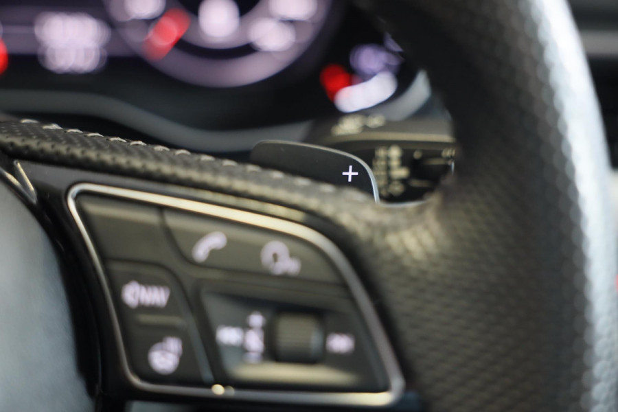 Audi A5 Sportback 40 TFSI S Line / AUT / Elek Stoelen / Virtual Cockpit / APPLE CARPLAY / Stuurverwarming / Led / Pdc / 20 Inch