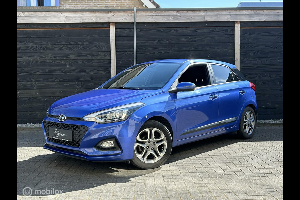 Hyundai i20 1.2 i-Motion Clima / LM / PDC / camera / Trekhaak/ 79.972KM