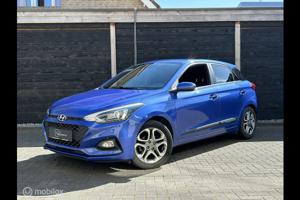 Hyundai i20 1.2 i-Motion Clima / LM / PDC / camera / Trekhaak/ 79.972KM