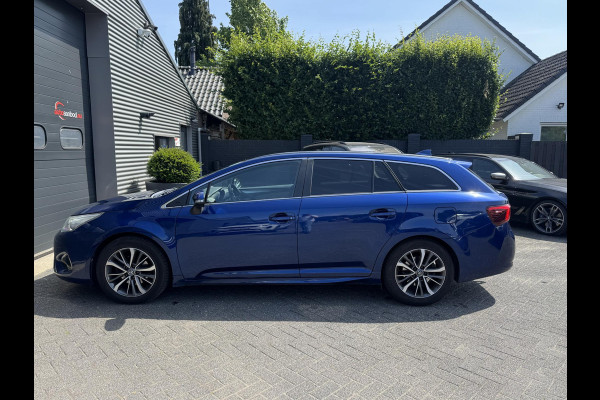 Toyota Avensis Touring Sports 2.0 VVT-i Dynamic | Navigatie | Camera | Cruise Control | Lane Assist | Trekhaak |