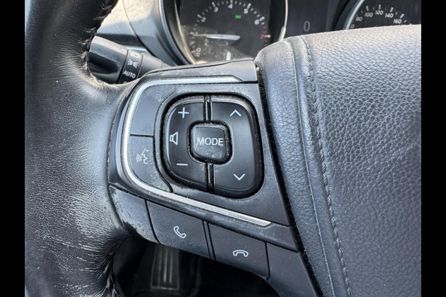 Toyota Avensis Touring Sports 2.0 VVT-i Dynamic | Navigatie | Camera | Cruise Control | Lane Assist | Trekhaak |