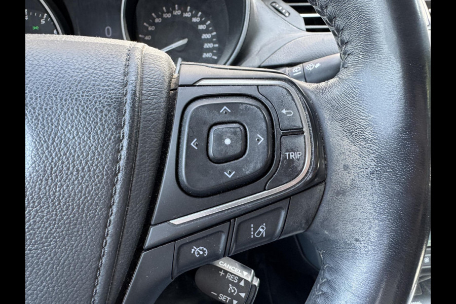 Toyota Avensis Touring Sports 2.0 VVT-i Dynamic | Navigatie | Camera | Cruise Control | Lane Assist | Trekhaak |