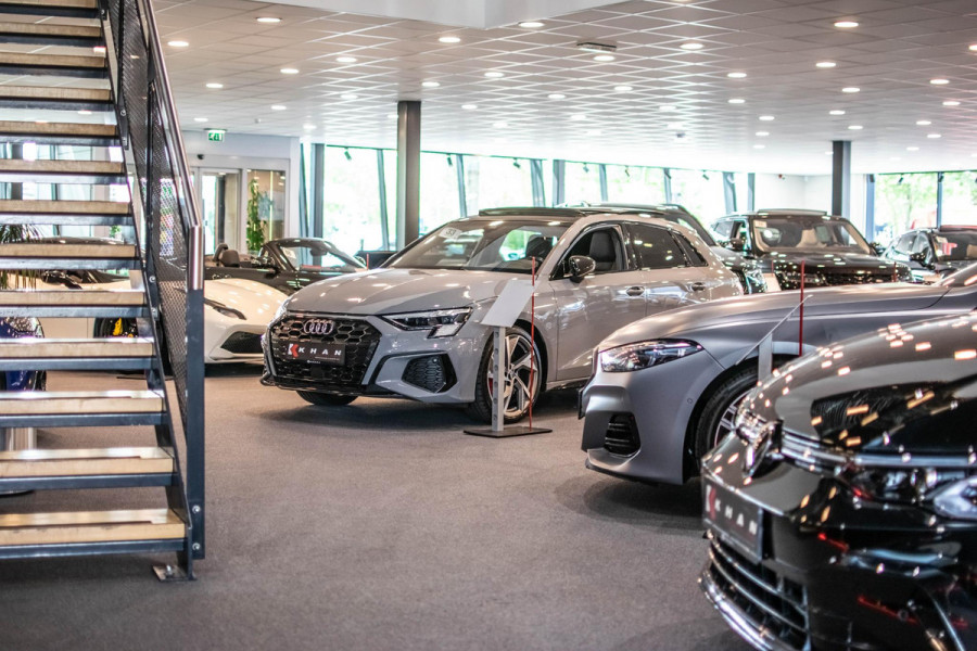 Audi Q2 35 TFSI Edition one |3xS-Line|Pano|Ambient|VOLL|