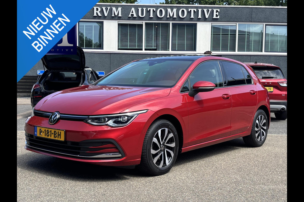 Volkswagen Golf 1.0 eTSI Life PANORAMADAK | ADD. CRUISE | VIRTUAL DASH | NAVIGATIE | RIJKLAARPRIJS incl. 12mnd BOVAG Volkswagen Golf 1.0 eTSI Life PANORAMADAK | ADD. CRUISE | VIRTUAL DASH | NAVIGATIE | RIJKLAARPRIJS incl. 12mnd BOVAG