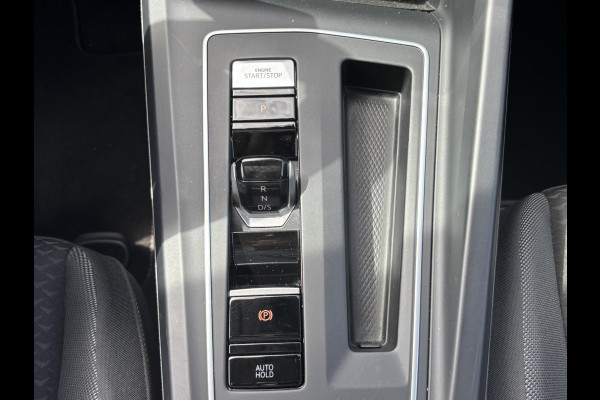 Volkswagen Golf 1.0 eTSI Life PANORAMADAK | ADD. CRUISE | VIRTUAL DASH | NAVIGATIE | RIJKLAARPRIJS incl. 12mnd BOVAG
