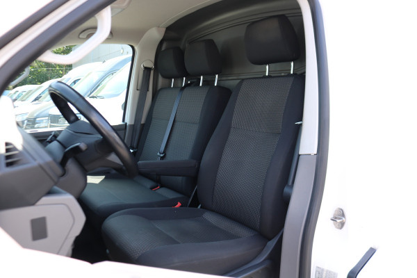 Volkswagen Transporter 2.0 TDI 150pk Automaat Airco Navigatie Achterklep