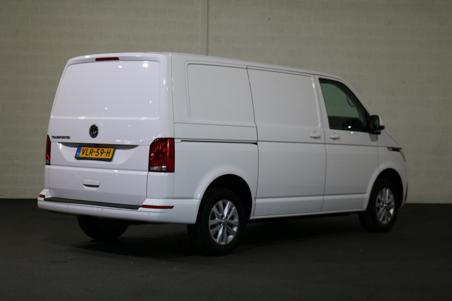 Volkswagen Transporter 2.0 TDI 150pk Automaat Airco Navigatie Achterklep
