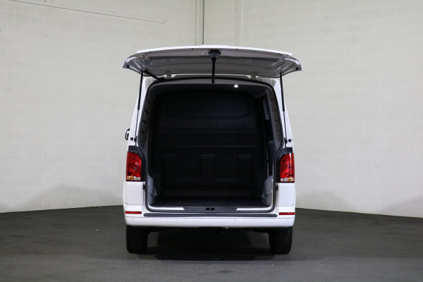 Volkswagen Transporter 2.0 TDI 150pk Automaat Airco Navigatie Achterklep