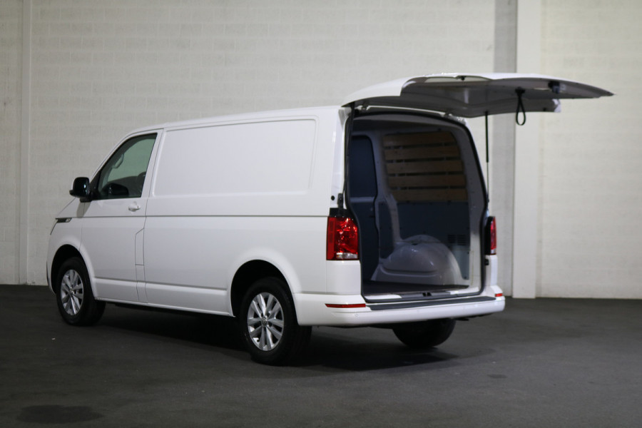 Volkswagen Transporter 2.0 TDI 150pk Automaat Airco Navigatie Achterklep