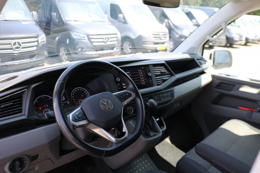 Volkswagen Transporter 2.0 TDI 150pk Automaat Airco Navigatie Achterklep