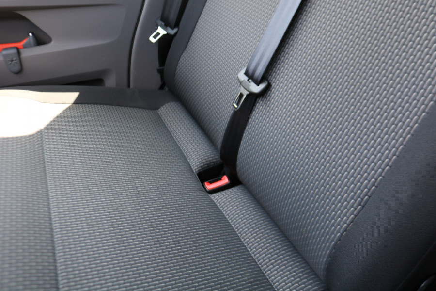 Volkswagen Transporter 2.0 TDI 150pk Automaat Airco Navigatie Achterklep
