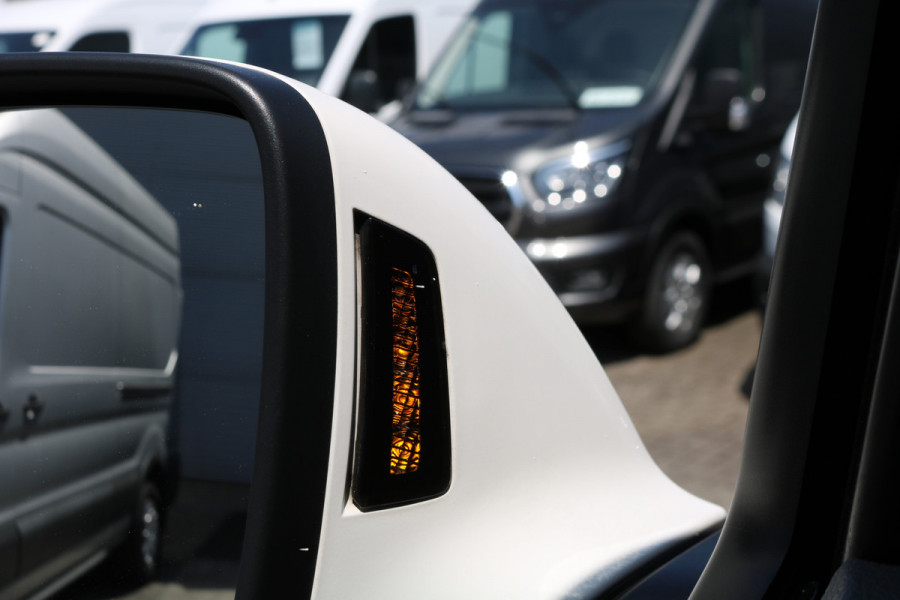 Volkswagen Transporter 2.0 TDI 150pk Automaat Airco Navigatie Achterklep
