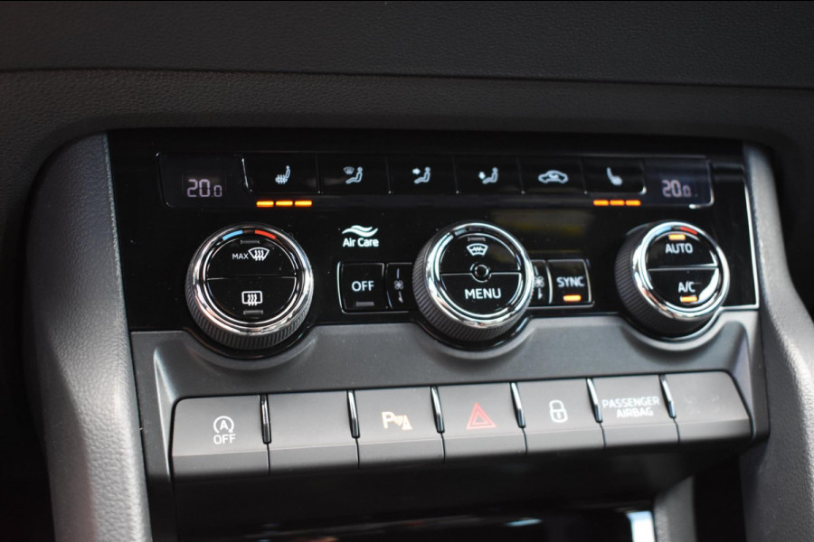 Škoda Karoq 1.5 TSI ACT Sportline | NAP | VIRTUAL COCKPIT | DEALER ONDERHOUDEN | CAMERA | STOELVERWARMING | APPLE CARPLAY