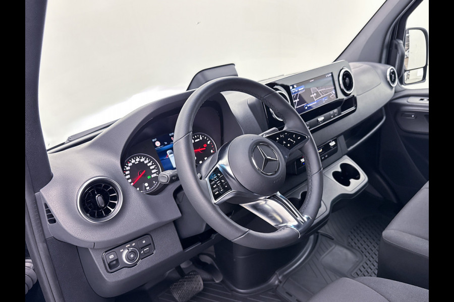 Mercedes-Benz Sprinter 319 PRO L2H2 Trekhaak Navigatie LED Achteruitrijcamera Apple Carplay/Android Auto Betimmering