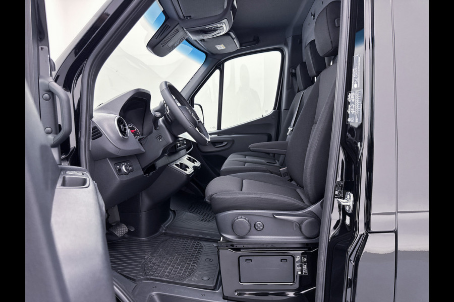 Mercedes-Benz Sprinter 319 PRO L2H2 Trekhaak Navigatie LED Achteruitrijcamera Apple Carplay/Android Auto Betimmering