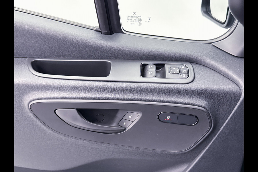 Mercedes-Benz Sprinter 319 PRO L2H2 Trekhaak Navigatie LED Achteruitrijcamera Apple Carplay/Android Auto Betimmering