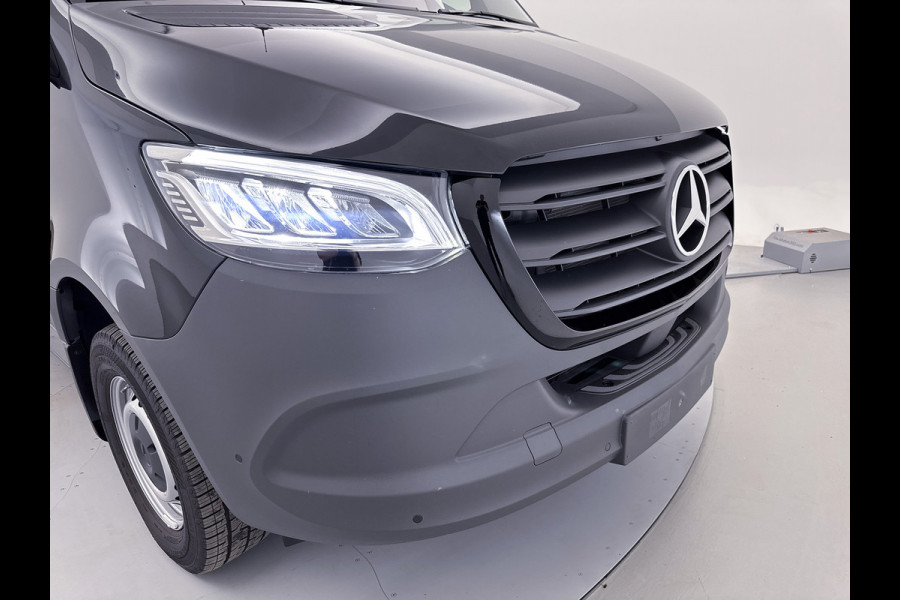 Mercedes-Benz Sprinter 319 PRO L2H2 Trekhaak Navigatie LED Achteruitrijcamera Apple Carplay/Android Auto Betimmering