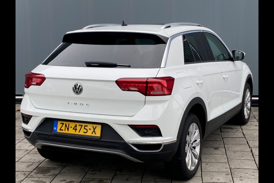Volkswagen T-Roc BWJ 2019 | 1.0 TSI 116PK Style | PANO | CLIMA | NAVI | 17'' LMV | LED | PRIVACY GLASS