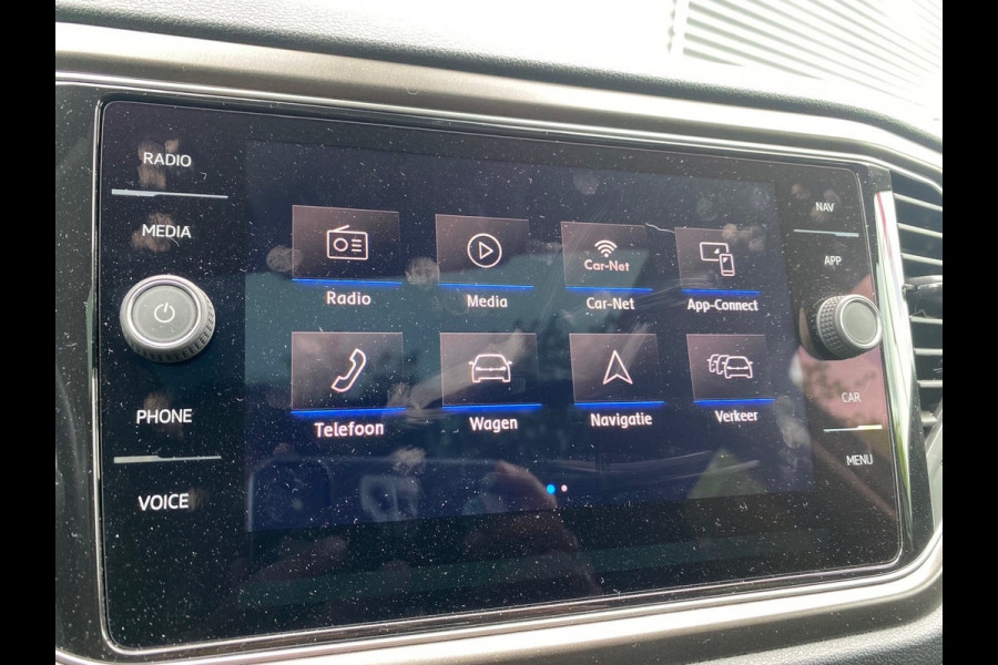 Volkswagen T-Roc BWJ 2019 | 1.0 TSI 116PK Style | PANO | CLIMA | NAVI | 17'' LMV | LED | PRIVACY GLASS