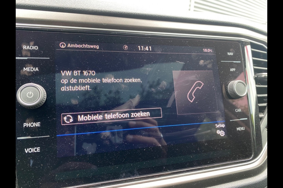 Volkswagen T-Roc BWJ 2019 | 1.0 TSI 116PK Style | PANO | CLIMA | NAVI | 17'' LMV | LED | PRIVACY GLASS