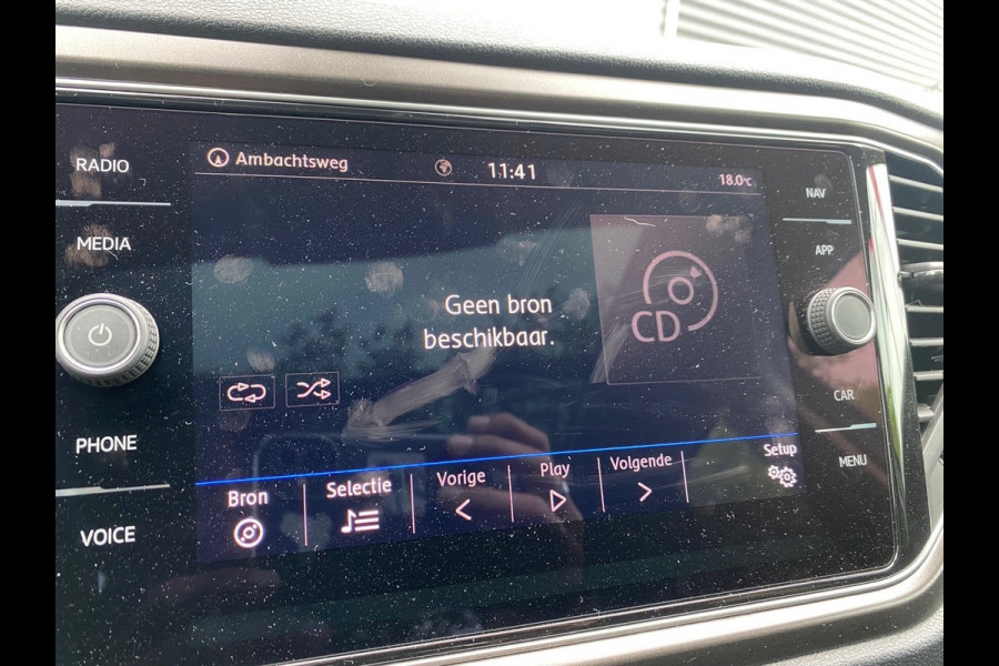 Volkswagen T-Roc BWJ 2019 | 1.0 TSI 116PK Style | PANO | CLIMA | NAVI | 17'' LMV | LED | PRIVACY GLASS