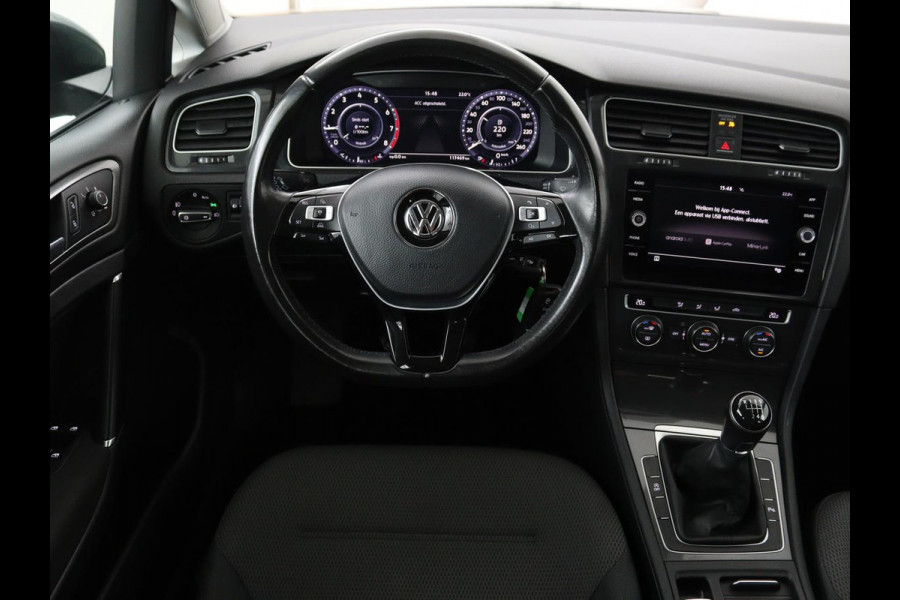 Volkswagen Golf 1.0 TSI Comfortline | Active Info Display | Carplay | Adaptive cruise | Climate control | Parkeerhulp | Bluetooth | LED