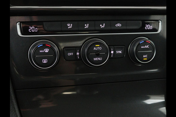 Volkswagen Golf 1.0 TSI Comfortline | Active Info Display | Carplay | Adaptive cruise | Climate control | Parkeerhulp | Bluetooth | LED