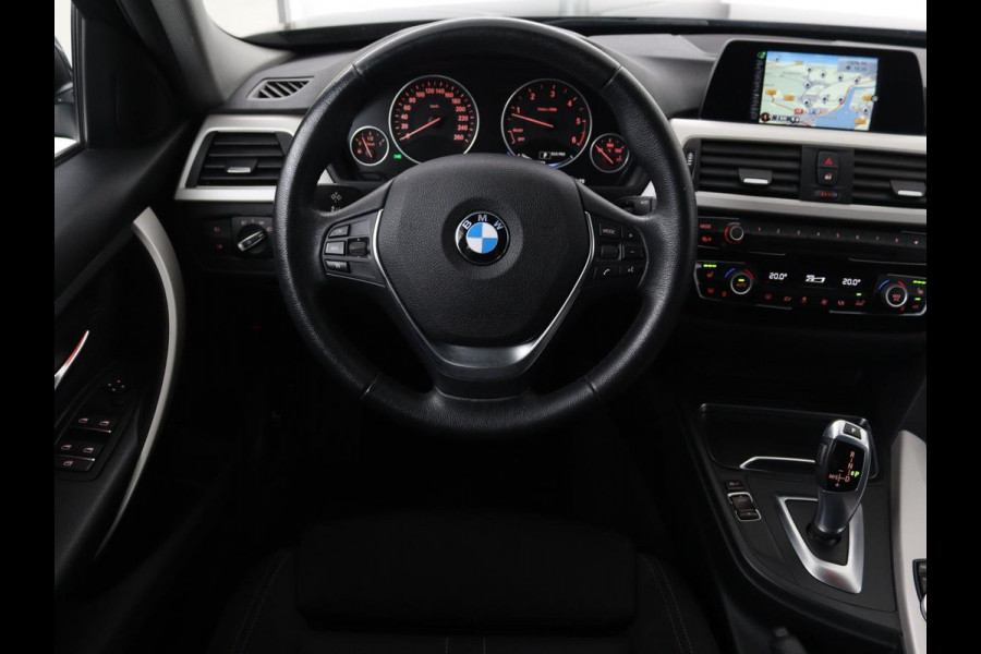 BMW 3-serie 320d | Stoelverwarming | Trekhaak | Full LED | Navigatie | Sportstoelen | Climate control | Bluetooth | Parkeerhulp | Cruise control