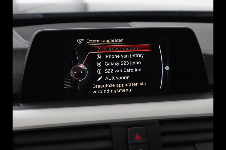 BMW 3-serie 320d | Stoelverwarming | Trekhaak | Full LED | Navigatie | Sportstoelen | Climate control | Bluetooth | Parkeerhulp | Cruise control