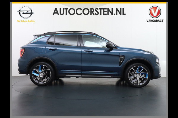 Lynk & Co 01 1.5 PHEV AUT-7 261pk 4wd Pano-Schuif-K-dak 20" 360°Camera Apple Carplay Android Auto Adaptive-Cr NaviPdc-a+v Ecc Keyless Led M-B Elek.Memory.Stoel File assistent Dodehoek detector Elektrisch bedienbare achterklep Rijstrooksensor Wifi Verkeersbord detectie 425Nm koppel 3,6kw laadvermogen A-label Euro 6 Hybride Benzine / Elektrisch rijden tot ca 69km