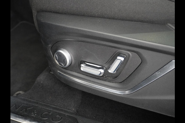 Lynk & Co 01 1.5 PHEV AUT-7 261pk 4wd Pano-Schuif-K-dak 20" 360°Camera Apple Carplay Android Auto Adaptive-Cr NaviPdc-a+v Ecc Keyless Led M-B Elek.Memory.Stoel File assistent Dodehoek detector Elektrisch bedienbare achterklep Rijstrooksensor Wifi Verkeersbord detectie 425Nm koppel 3,6kw laadvermogen A-label Euro 6 Hybride Benzine / Elektrisch rijden tot ca 69km