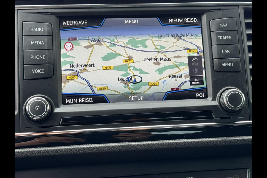 Seat León ST 1.0 EcoTSI Style Full LED koplampen Cruise control Climate control Apple Carplay / Android auto Parkeersensoren