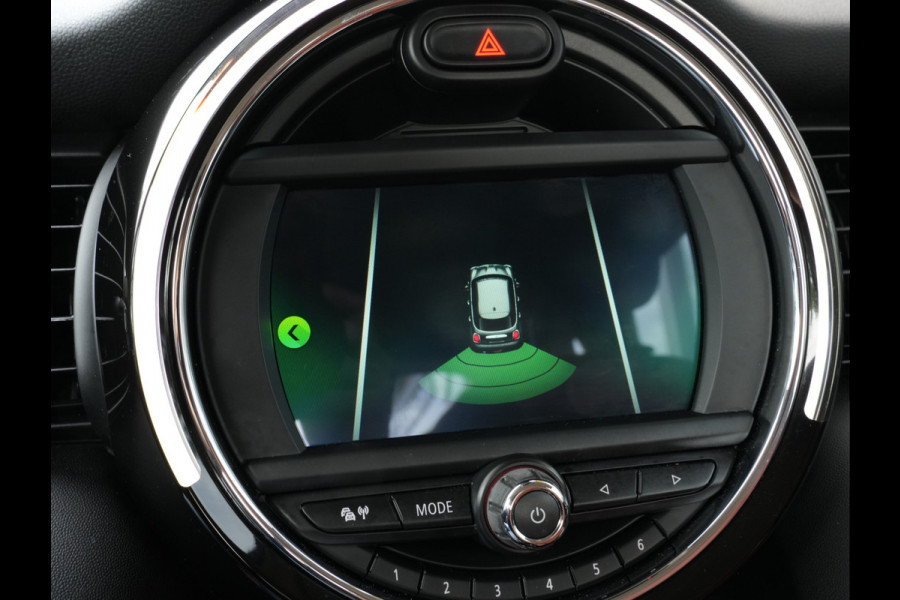 MINI Cooper 1.5 Chili | Clima | Navigatie | Stoelverwarming | Luxe Leder