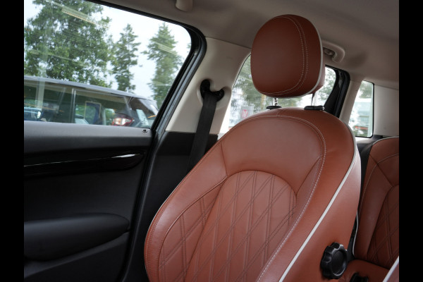 MINI Cooper 1.5 Chili | Clima | Navigatie | Stoelverwarming | Luxe Leder