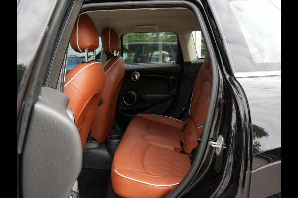 MINI Cooper 1.5 Chili | Clima | Navigatie | Stoelverwarming | Luxe Leder
