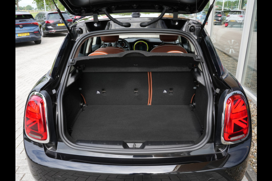 MINI Cooper 1.5 Chili | Clima | Navigatie | Stoelverwarming | Luxe Leder