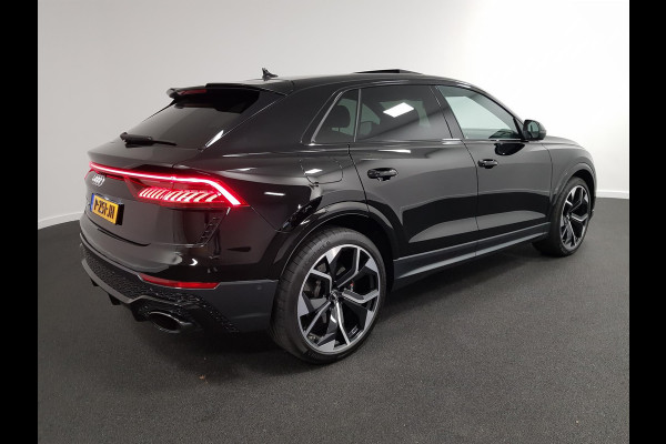 Audi Q8 4.0 TFSI RS Q8 Quattro 600pk! | Panoramadak | Navigatie | Electrische achterklep | Led
