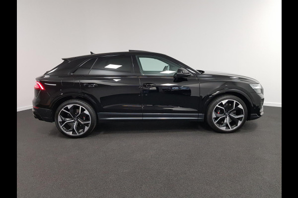 Audi Q8 4.0 TFSI RS Q8 Quattro 600pk! | Panoramadak | Navigatie | Electrische achterklep | Led