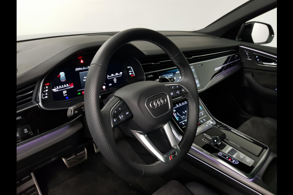 Audi Q8 4.0 TFSI RS Q8 Quattro 600pk! | Panoramadak | Navigatie | Electrische achterklep | Led