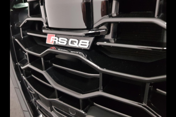 Audi Q8 4.0 TFSI RS Q8 Quattro 600pk! | Panoramadak | Navigatie | Electrische achterklep | Led