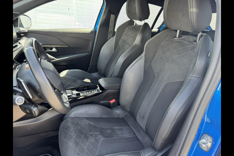 Peugeot 208 1.2 PureTech GT Pack 130PK Automaat Adaptive cruise control Climate control Leder/ Alcantara Stoelverwarming Full LED