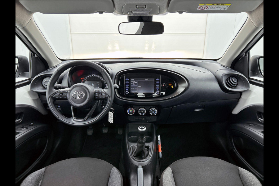 Toyota Aygo X 1.0 VVT-i MT Play CAMERA CARPLAY-NAVI AD-CRUISE