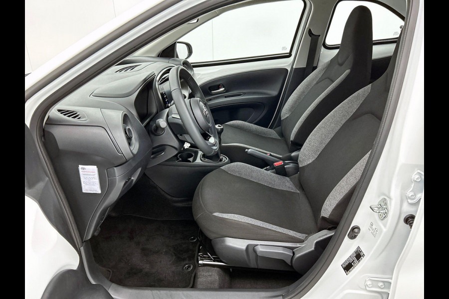 Toyota Aygo X 1.0 VVT-i MT Play CAMERA CARPLAY-NAVI AD-CRUISE