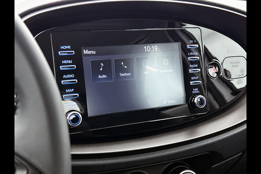 Toyota Aygo X 1.0 VVT-i MT Play CAMERA CARPLAY-NAVI AD-CRUISE