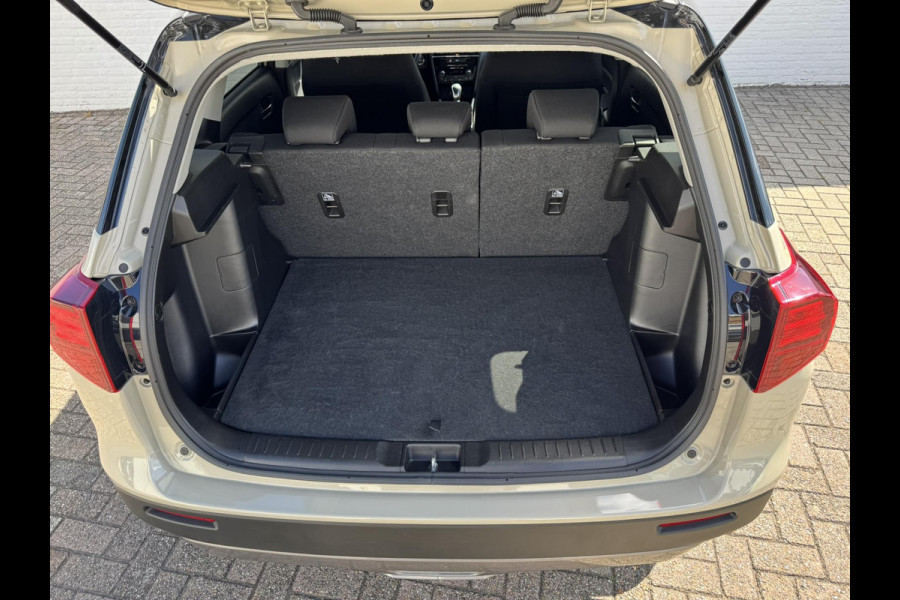 Suzuki Vitara 1.5 Hybrid Select Automaat Adaptive cruise control Climate control Apple / Android Carplay Stoelverwarming