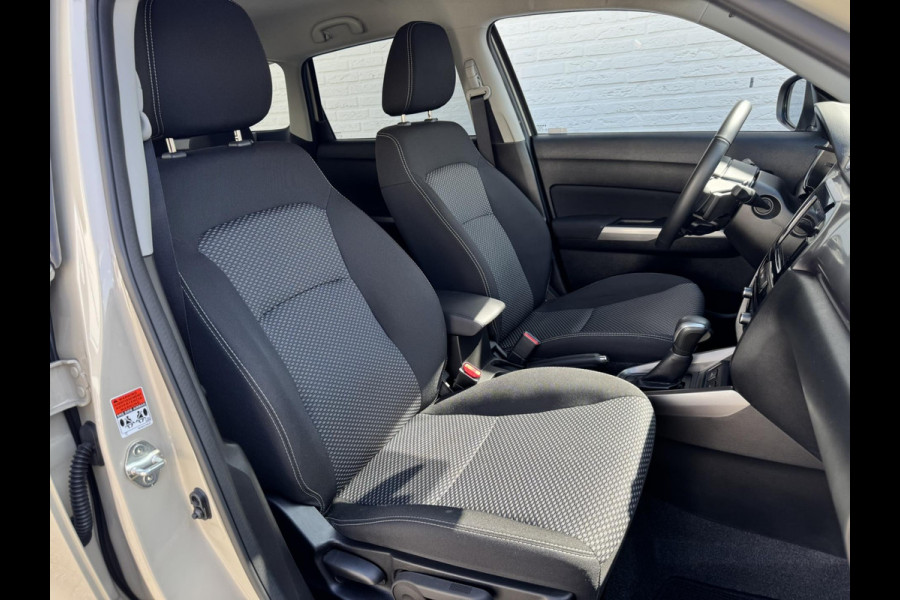 Suzuki Vitara 1.5 Hybrid Select Automaat Adaptive cruise control Climate control Apple / Android Carplay Stoelverwarming